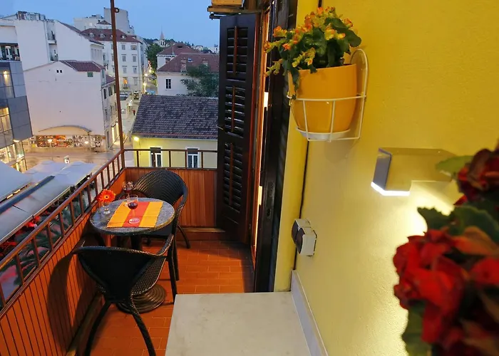 Apartments Marmont